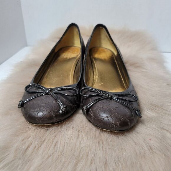 Coach Odella Logo Brown Leather  Ballet Style Pumps Shoes  Size 7 - Picture 1 of 9